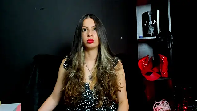 Snapshot of GoddesLeila chatting on 07/10/26, 01:47 GoddesLeila online show from 07/10/26, 01:47