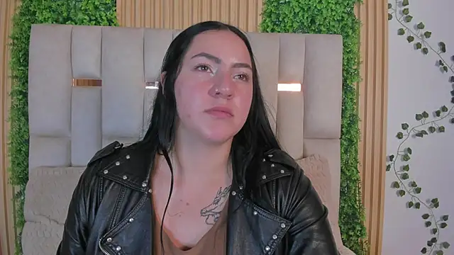 JeniferPowell nm online show from 04/15/26, 07:32