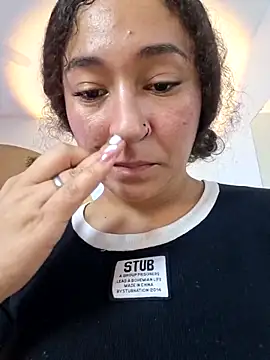 Dany Moon  online show from 04/19/26, 06:10