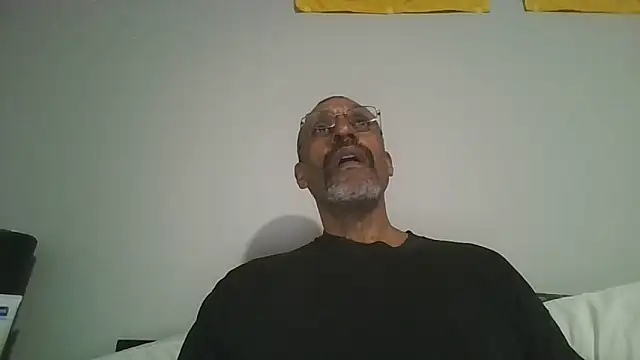 swimmer2496 online show from 03/29/26, 02:44