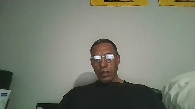 swimmer2496 online show from 04/08/26, 06:02