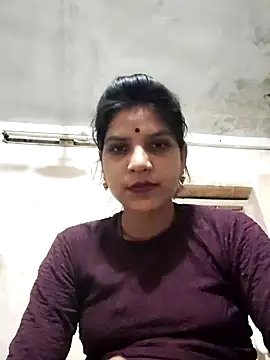Radha hot online show from 06/17/26, 06:53