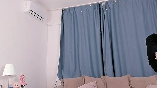 JackiYoss online show from 02/14/26, 12:24