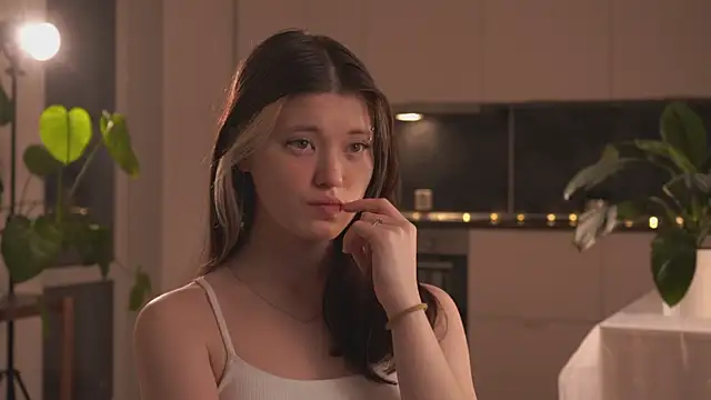 Snapshot of EleniRoeber chatting on 02/09/26, 04:11 EleniRoeber online show from 02/09/26, 04:11