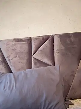 katrinavic23 online show from 03/23/26, 01:59