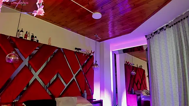 Lucia 24x online show from 03/06/26, 12:12