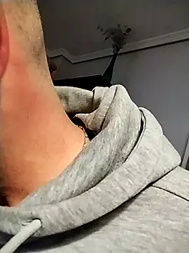 solsit1990 online show from 04/05/26, 12:08