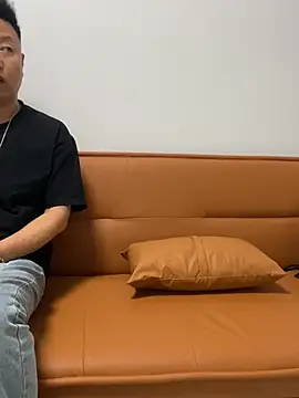 Snapshot of xiaotiantian-10 chatting on 02/25/26, 01:32 xiaotiantian-10 online show from 02/25/26, 01:32