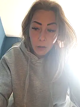 dewimp1 online show from 04/19/26, 08:13