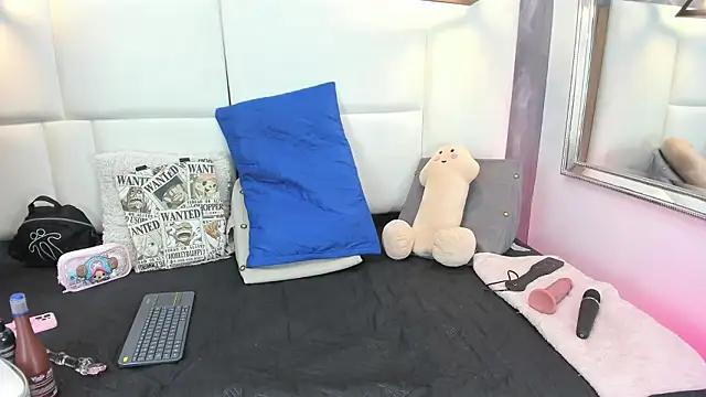 Martina armos online show from 02/12/26, 01:50