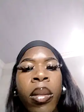Snapshot of Chocolate_Queenxx03 chatting on 07/08/26, 12:59 Chocolate Queenxx03 online show from 07/08/26, 12:59