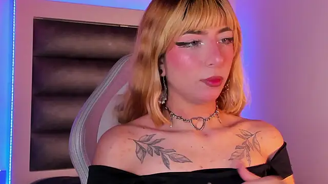 adhalee js online show from 03/13/26, 08:15