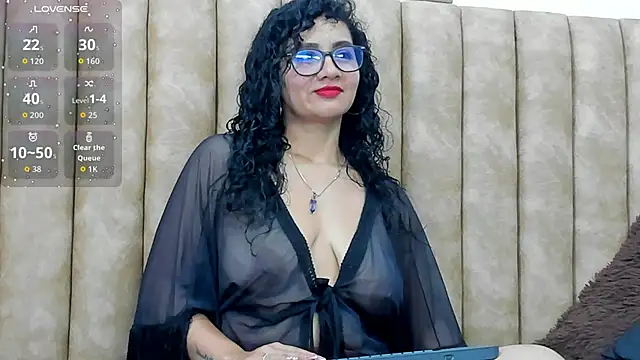 Snapshot of _ISABELLA26 chatting on 02/02/26, 01:43 ISABELLA26 online show from 02/02/26, 01:43