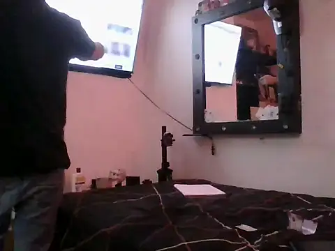 MRdxxx444 online show from 04/15/26, 05:42