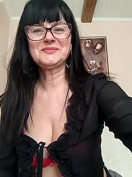 AliceSwan57 online show from 02/02/26, 11:42