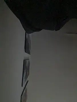 JuliaaVega online show from 05/04/26, 12:12