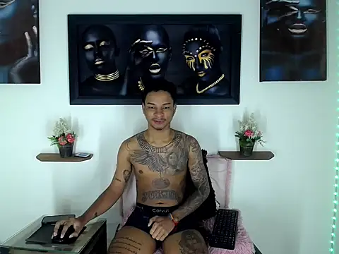 Snapshot of Tatoo_Noah chatting on 01/19/26, 02:10 Tatoo Noah online show from 01/19/26, 02:10