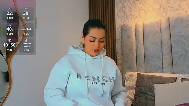 naomy smithxx online show from 03/12/26, 10:54