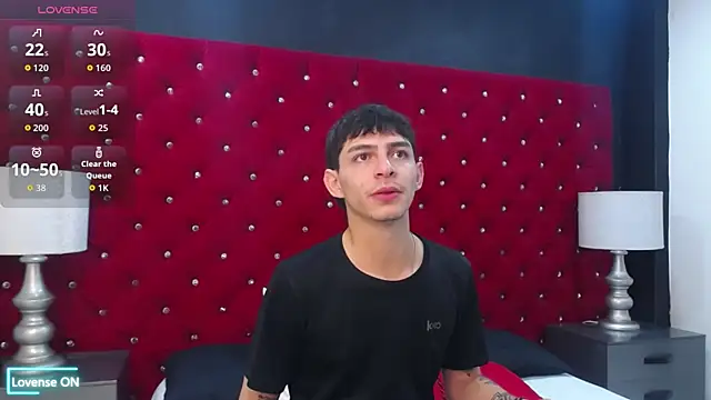 Logan Woods online show from 02/05/26, 10:03