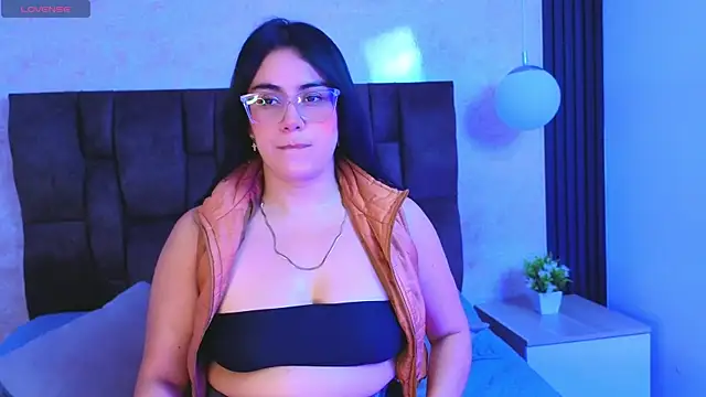vicky grey online show from 07/06/26, 11:51