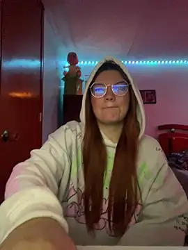 Snapshot of Vixroy7 chatting on 02/04/26, 10:15 Vixroy7 online show from 02/04/26, 10:15