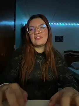 Snapshot of Vixroy7 chatting on 02/27/26, 01:05 Vixroy7 online show from 02/27/26, 01:05