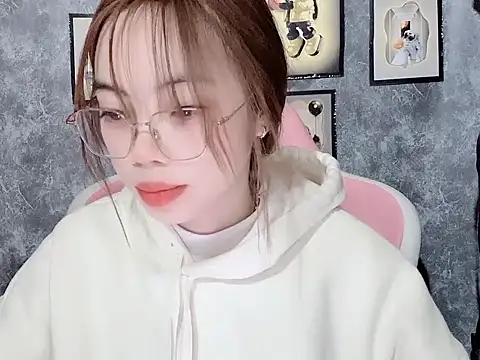 Suki 99 online show from 02/03/26, 06:40