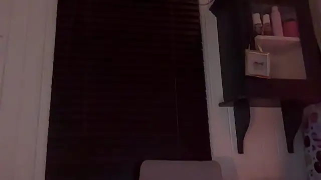 Snapshot of xopeachybaby chatting on 03/30/26, 10:05 xopeachybaby online show from 03/30/26, 10:05