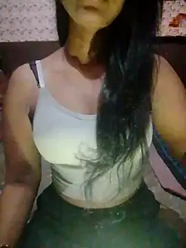 Ayesha Khan1 online show from 04/02/26, 01:09