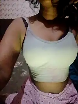 Ayesha Khan1 online show from 04/11/26, 11:31