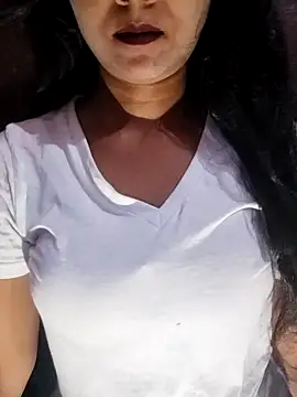 Ayesha Khan1 online show from 04/17/26, 10:40