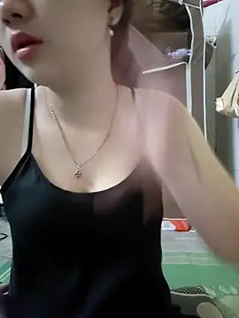 Pinks cool online show from 04/12/26, 04:12