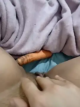 Snapshot of hanina127 chatting on 03/03/26, 11:54 hanina127 online show from 03/03/26, 11:54