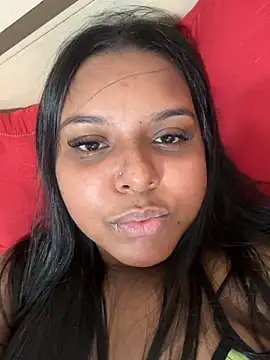 Snapshot of bella_255 chatting on 03/22/26, 05:16 bella 255 online show from 03/22/26, 05:16