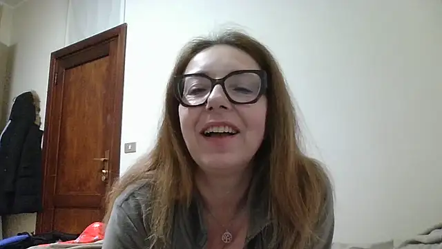 Snapshot of Miasexmilf chatting on 02/24/26, 04:54 Miasexmilf online show from 02/24/26, 04:54