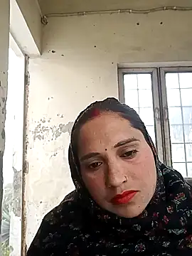 Snapshot of Cute-karisma1234 chatting on 02/05/26, 02:38 Cute-karisma1234 online show from 02/05/26, 02:38