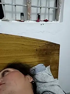 Snapshot of Cute-karisma1234 chatting on 02/09/26, 04:22 Cute-karisma1234 online show from 02/09/26, 04:22