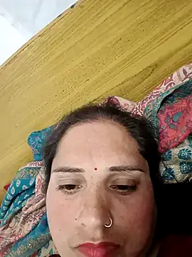 Snapshot of Cute-karisma1234 chatting on 02/22/26, 02:26 Cute-karisma1234 online show from 02/22/26, 02:26