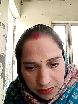 Snapshot of Cute-karisma1234 chatting on 02/23/26, 02:31 Cute-karisma1234 online show from 02/23/26, 02:31