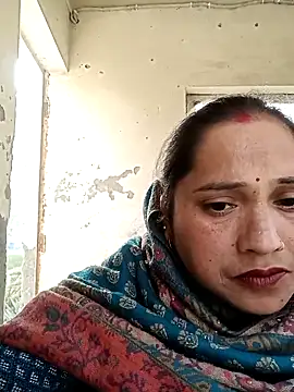 Snapshot of Cute-karisma1234 chatting on 02/24/26, 03:04 Cute-karisma1234 online show from 02/24/26, 03:04