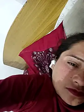 Snapshot of Cute-karisma1234 chatting on 03/01/26, 03:14 Cute-karisma1234 online show from 03/01/26, 03:14