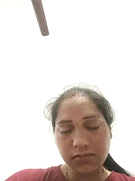 Snapshot of Cute-karisma1234 chatting on 03/02/26, 08:15 Cute-karisma1234 online show from 03/02/26, 08:15