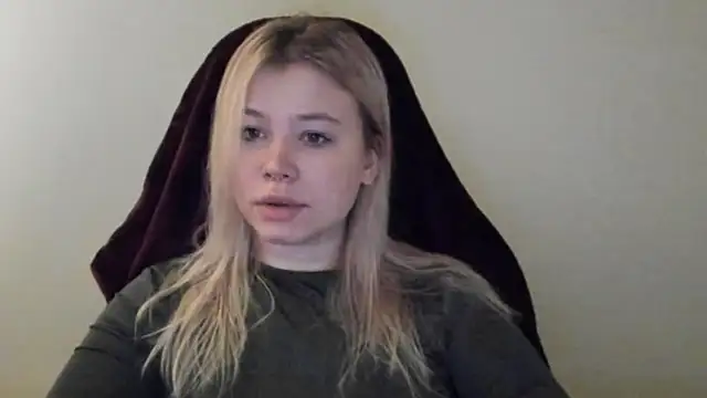 Lulu Di online show from 02/06/26, 11:41