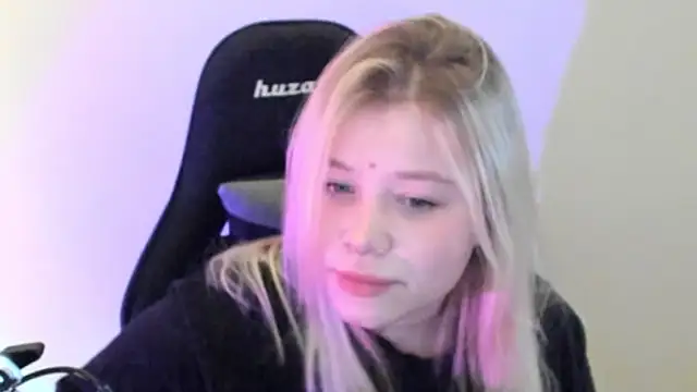 Lulu Di online show from 02/20/26, 06:26