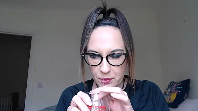 PsychicDominatrix online show from 02/13/26, 01:40