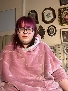 Snapshot of ProfaneHekate chatting on 02/18/26, 11:22 ProfaneHekate online show from 02/18/26, 11:22