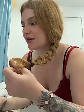 Snapshot of SunnyGrin chatting on 03/02/26, 09:10 SunnyGrin online show from 03/02/26, 09:10