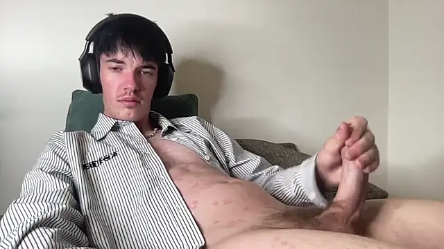 NovaTwinkx online show from 02/01/26, 07:29