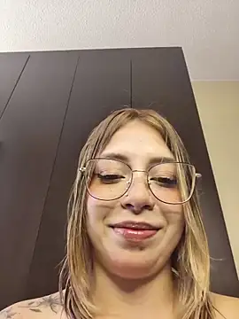 BellaDonna 16 online show from 03/28/26, 07:02