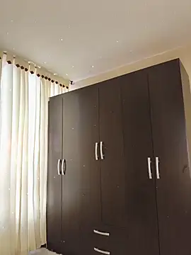 BellaDonna 16 online show from 04/10/26, 09:52